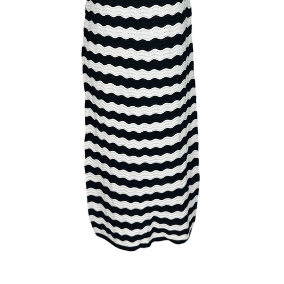 Black White Wavy Stripe Knit Maxi Dress Wilder Tuckernuck Hyacinth XXS - Picture 4 of 9